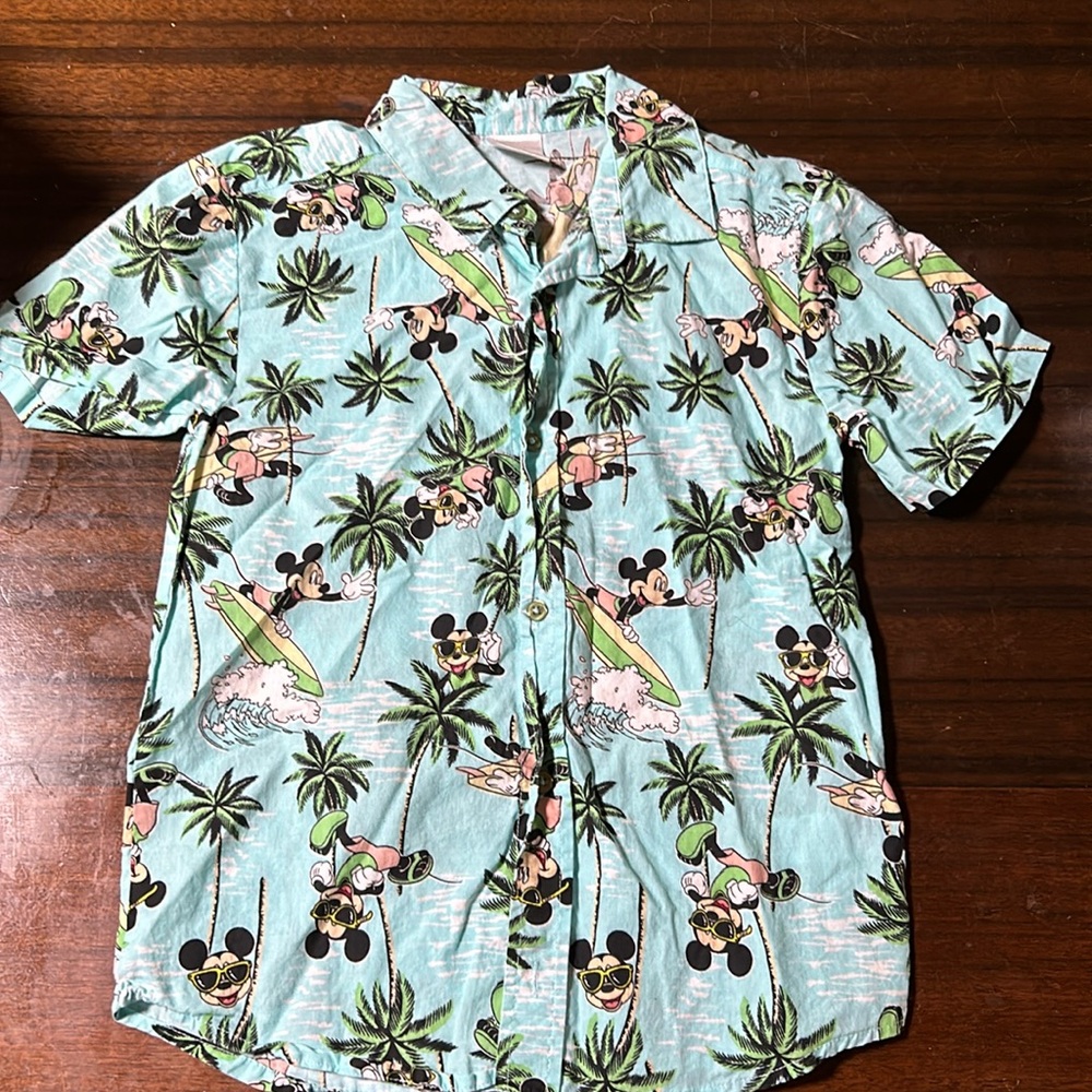 Disney Mickey boys hawaiin button down size 10/12
